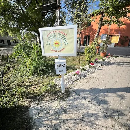 Giada Con Ingresso Indipendente E Parcheggio Privato Apartamento