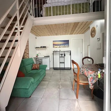 Giada Con Ingresso Indipendente E Parcheggio Privato * Imola